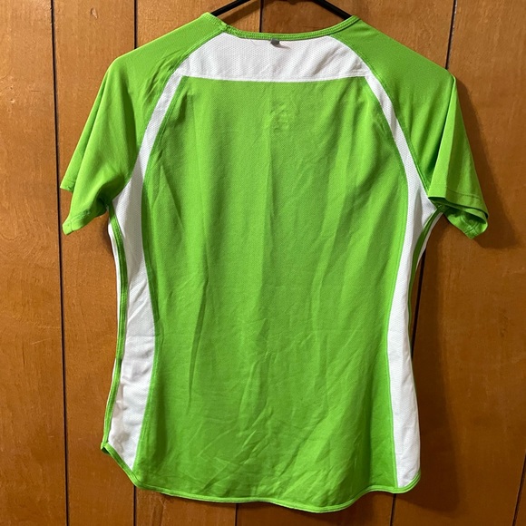 Green Nike Dri- Fit Workout Short Sleeve T-shirt Tee Top Shirt Size M EUC - Picture 7 of 7